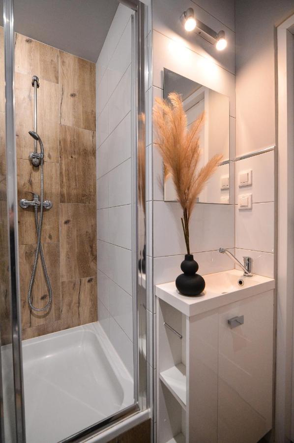 Citystay Brzezno Studio 3 Min Do Plazy กดัญสก์ ภายนอก รูปภาพ