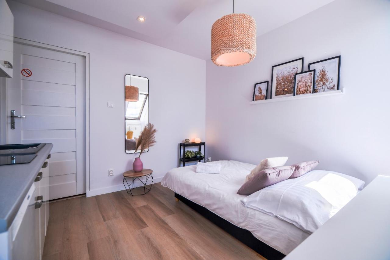 Citystay Brzezno Studio 3 Min Do Plazy กดัญสก์ ภายนอก รูปภาพ