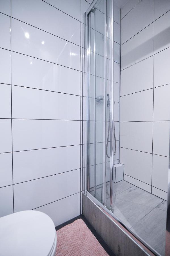 Citystay Brzezno Studio 3 Min Do Plazy กดัญสก์ ภายนอก รูปภาพ